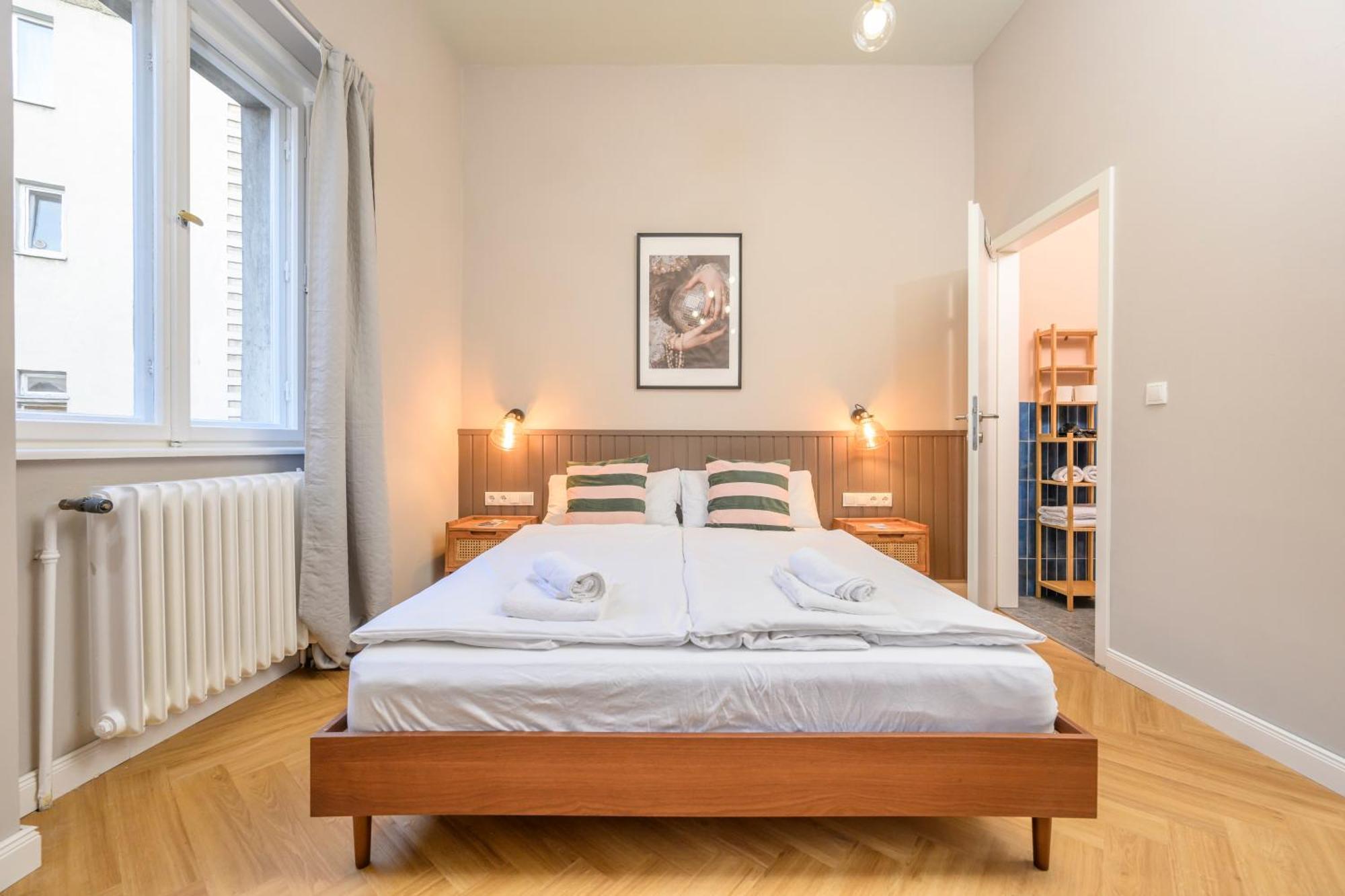 Palais Palffy Suits Wina Bagian luar foto