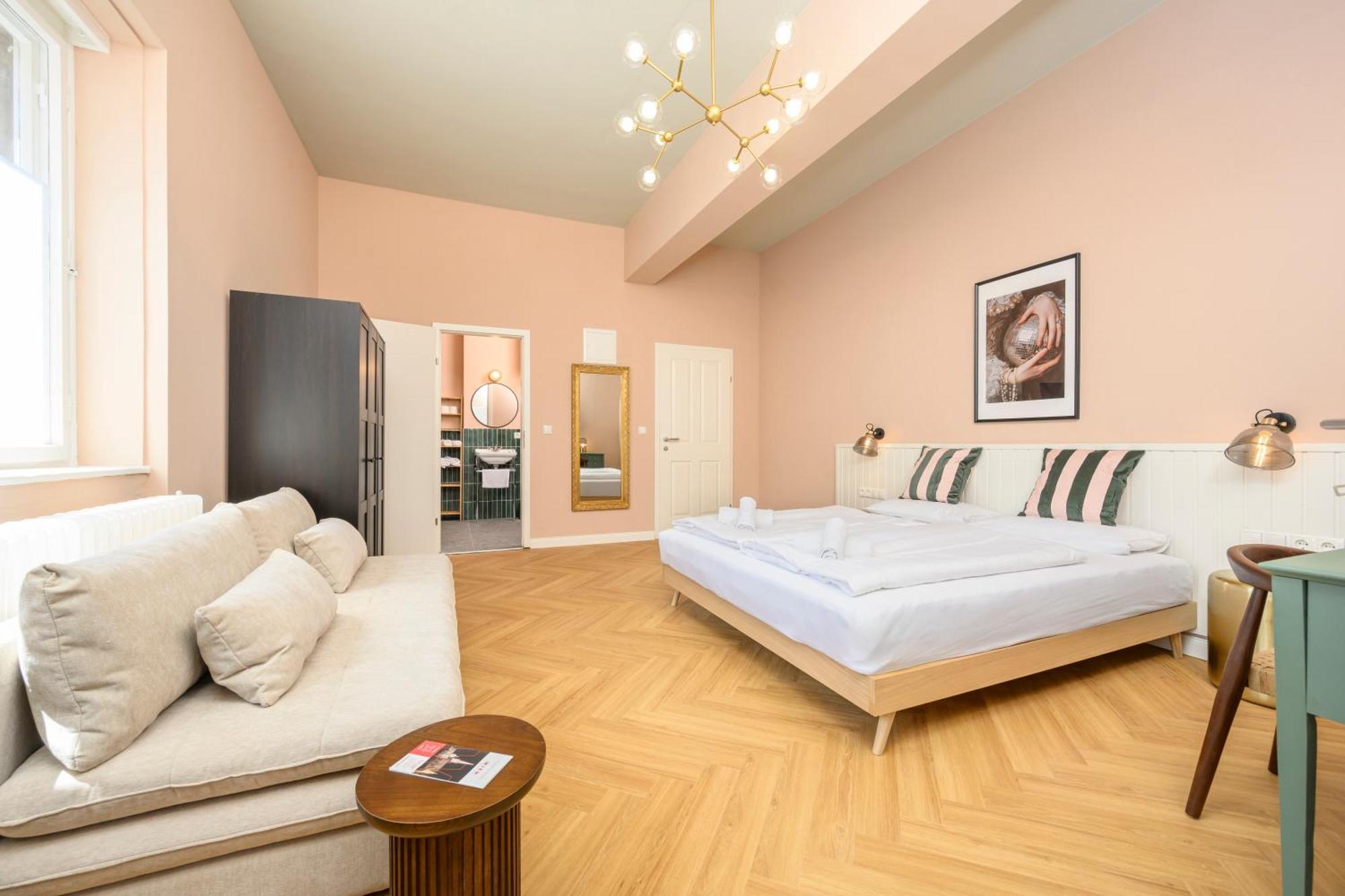 Palais Palffy Suits Wina Bagian luar foto