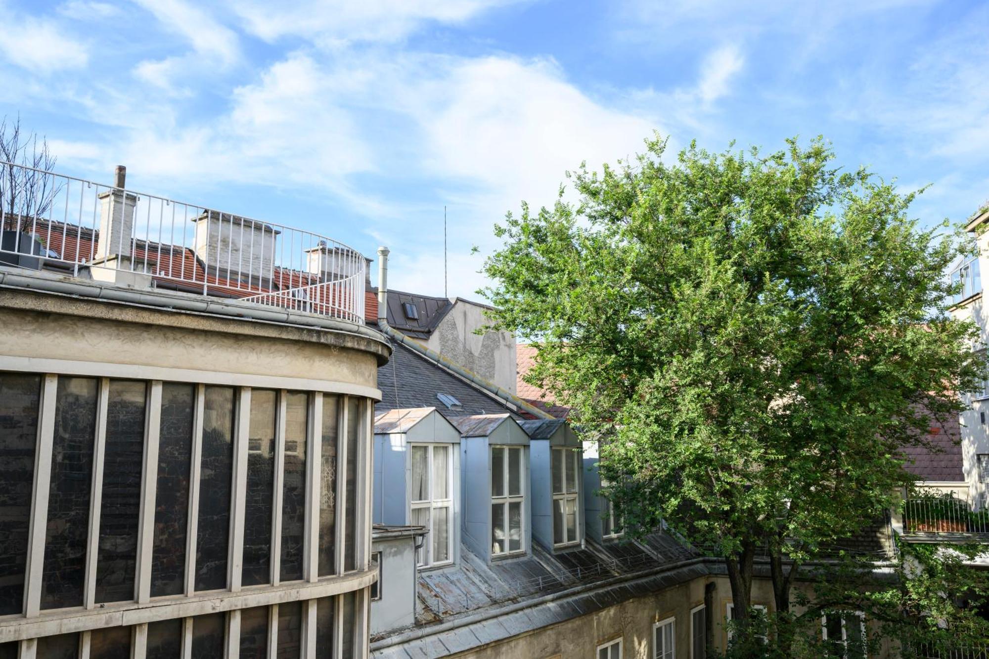 Palais Palffy Suits Wina Bagian luar foto
