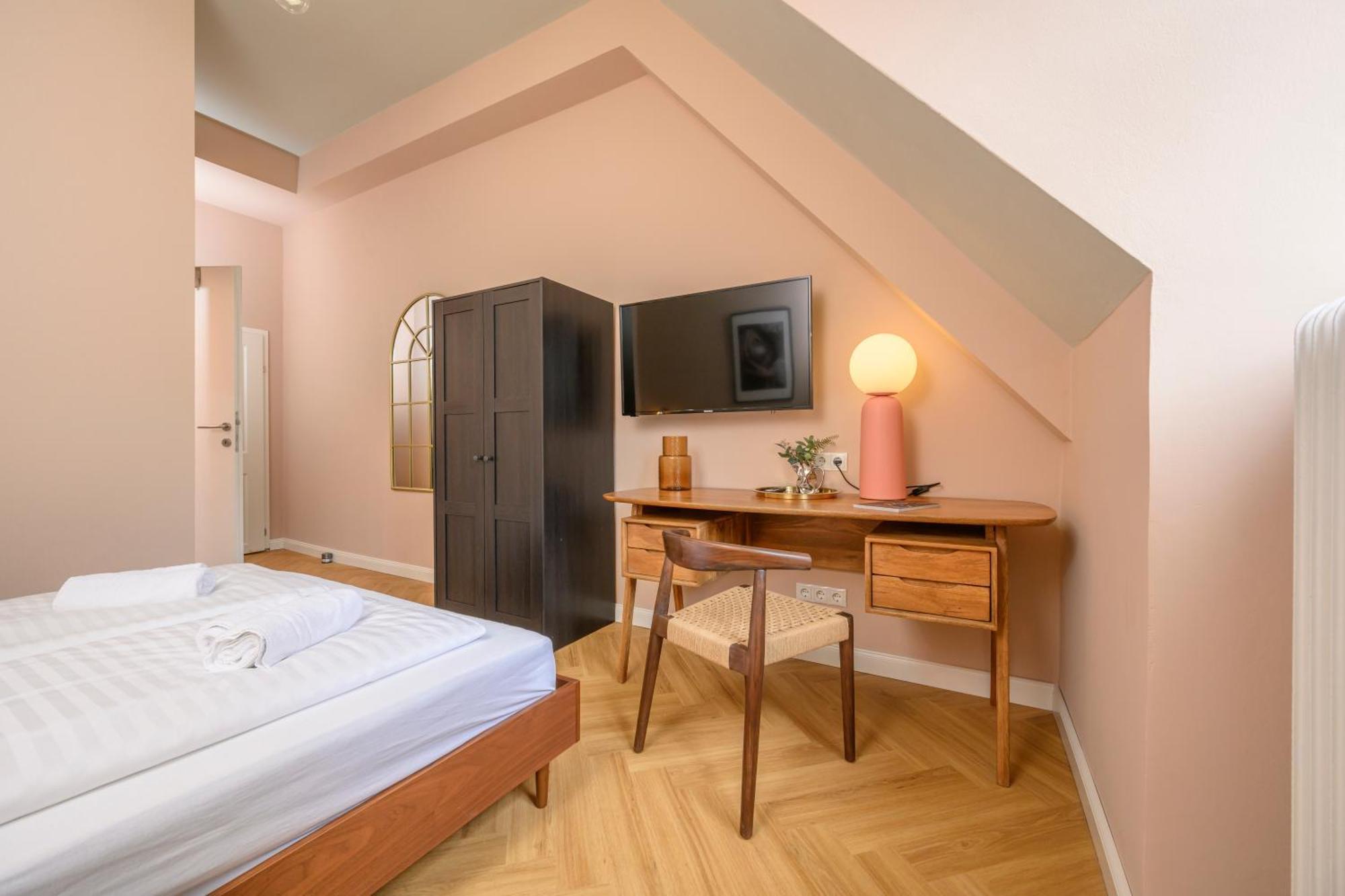 Palais Palffy Suits Wina Bagian luar foto